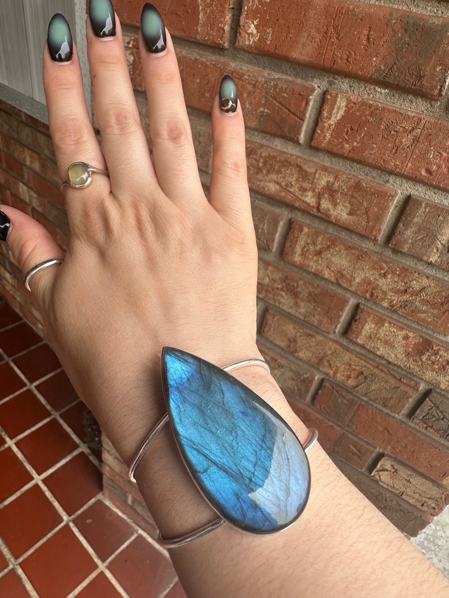 Labradorite & Sterling Silver Bracelet