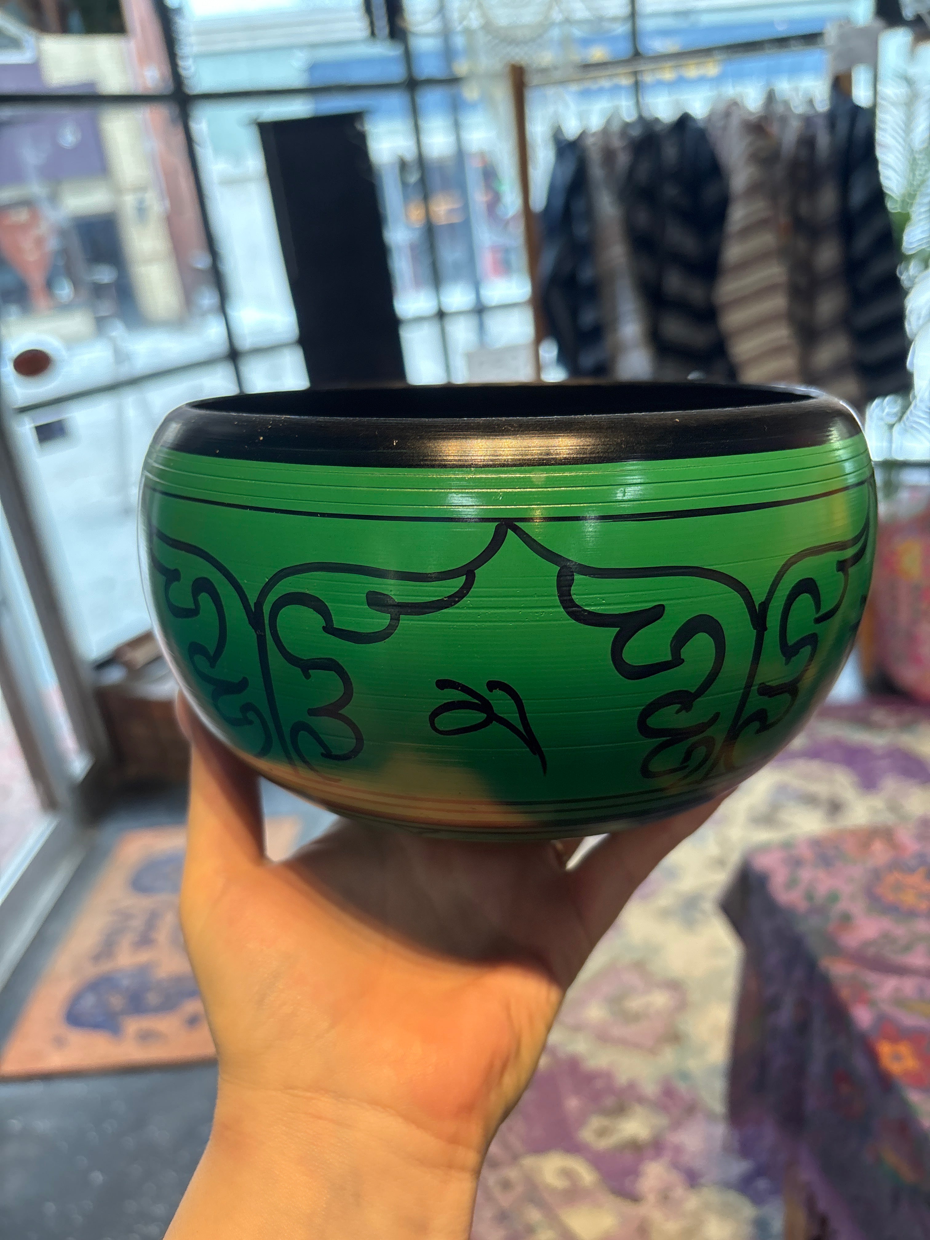 Heart Chakra Singing Bowl